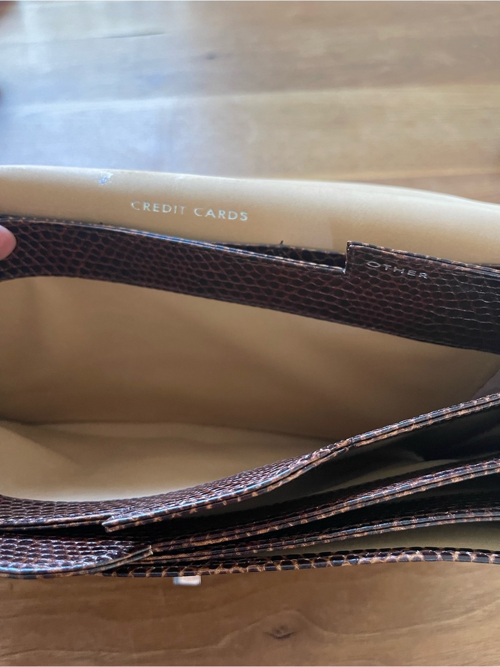 Smythson of the Bond Street snake Textured Leather Envelope travel Clutch wallet - Picture 7 of 16